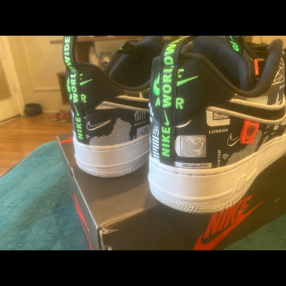 Nike 2020 Air Force 1 '07 LX 'Worldwide Pack - Black' - Picture 4 of 7